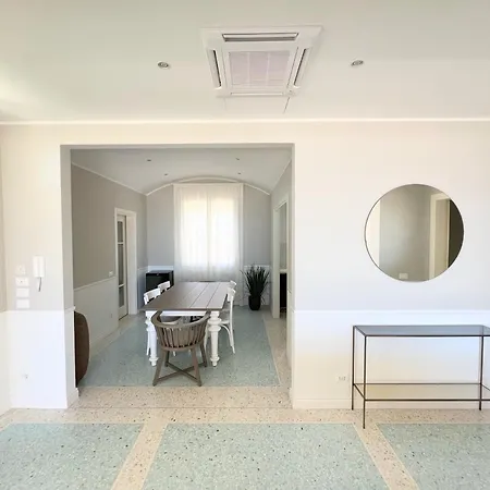 Al Mare リド・ディ・イエゾロ